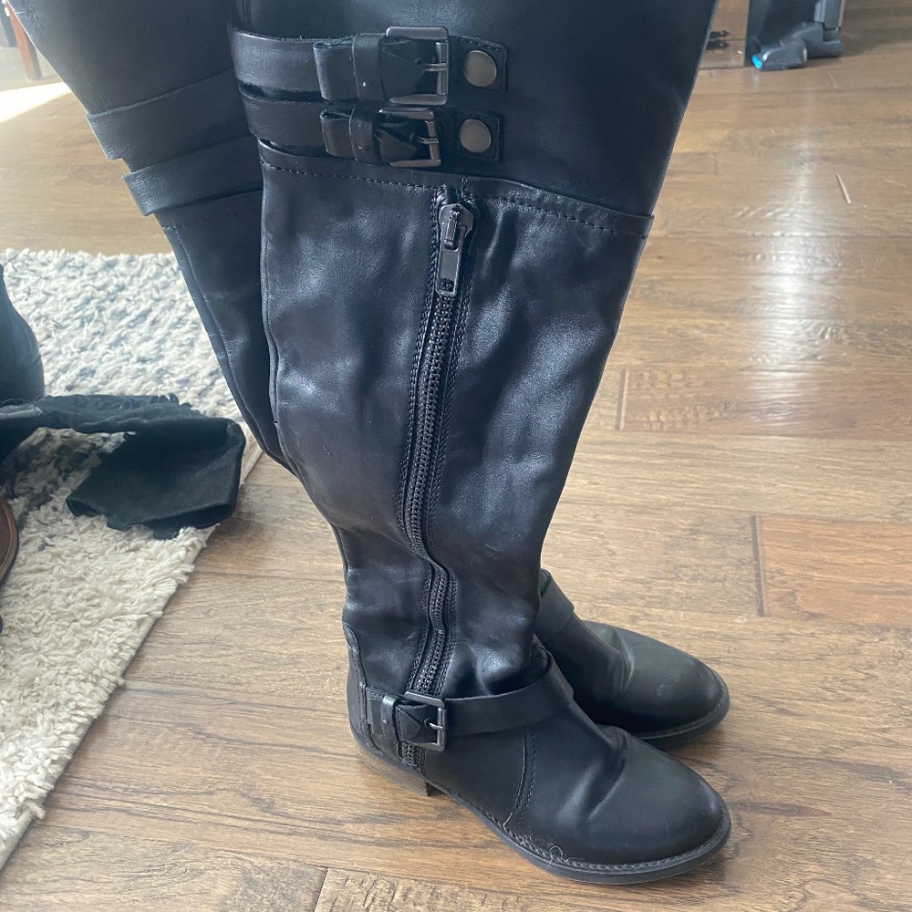 Tall combat boots